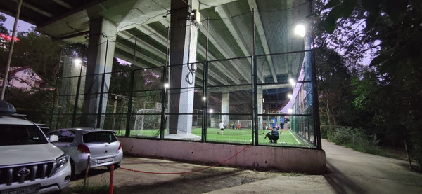 Продам двухкомнатную (2-комн.) квартиру, Кипарисовая (Хостинский р-н) ул, 9к1, Сочи г