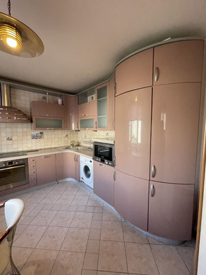 Продам трехкомнатную (3-комн.) квартиру, Окская ул, 5к1, Москва г