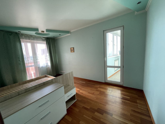 Продам трехкомнатную (3-комн.) квартиру, Окская ул, 5к1, Москва г