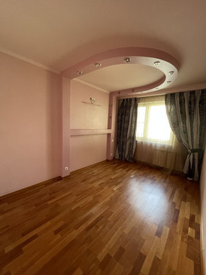 Продам трехкомнатную (3-комн.) квартиру, Окская ул, 5к1, Москва г