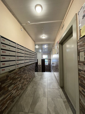 Продам трехкомнатную (3-комн.) квартиру, Окская ул, 5к1, Москва г