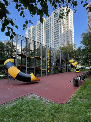 Продам трехкомнатную (3-комн.) квартиру, Окская ул, 5к1, Москва г