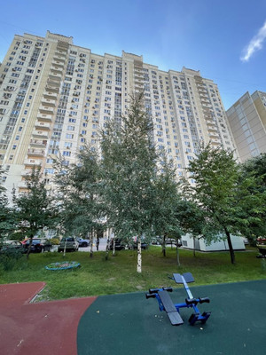 Продам трехкомнатную (3-комн.) квартиру, Окская ул, 5к1, Москва г