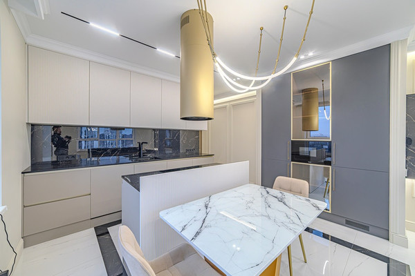 Продам многокомнатную квартиру, 65-летия Победы ул, 26, Пенза г