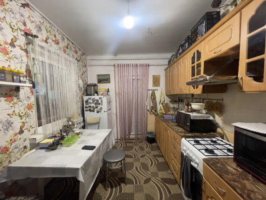 Продам двухкомнатную (2-комн.) квартиру, Зеленая ул, 19, Свердловский рп