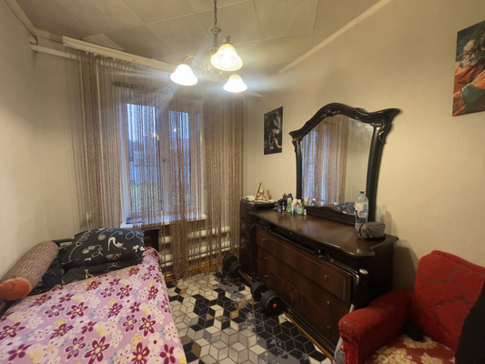 Продам двухкомнатную (2-комн.) квартиру, Зеленая ул, 19, Свердловский рп