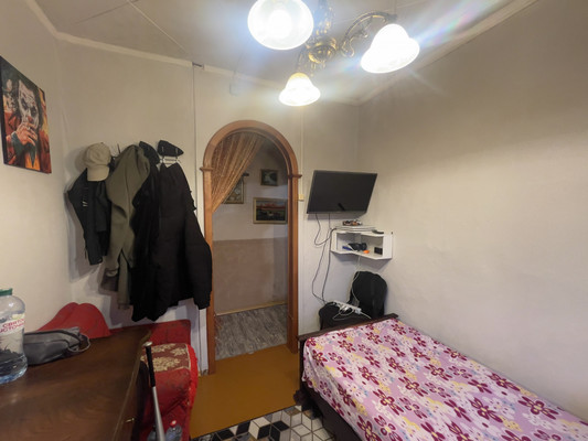 Продам двухкомнатную (2-комн.) квартиру, Зеленая ул, 19, Свердловский рп