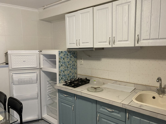 Продам коммерческое помещение 105,9 м2, Лазурная ул, 25, Отрадное пгт