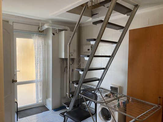 Продам коммерческое помещение 105,9 м2, Лазурная ул, 25, Отрадное пгт