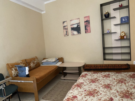 Продам коммерческое помещение 105,9 м2, Лазурная ул, 25, Отрадное пгт