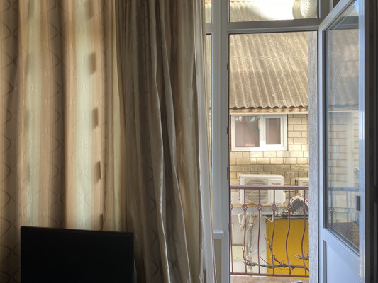 Продам коммерческое помещение 105,9 м2, Лазурная ул, 25, Отрадное пгт