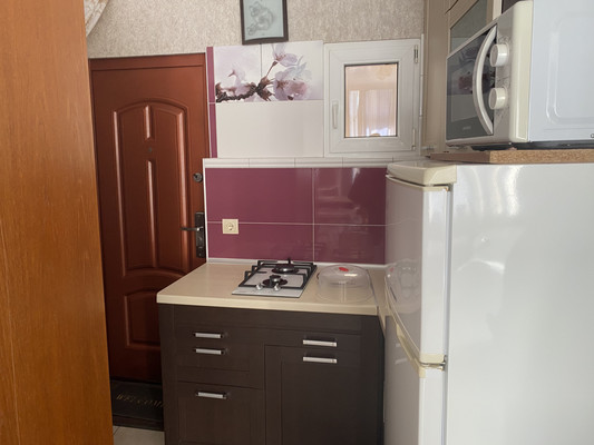 Продам коммерческое помещение 105,9 м2, Лазурная ул, 25, Отрадное пгт