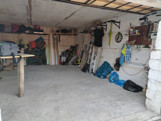 Продам гараж 30 м2, Цветочный пер, Цемдолина с