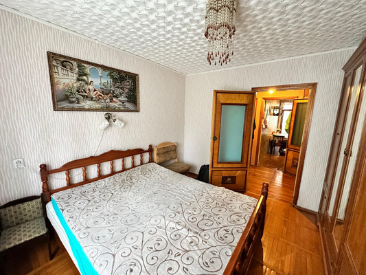 Продам многокомнатную квартиру, Подвойского ул, 133ка, Тихорецк г