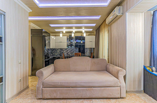 Продам однокомнатную (1-комн.) квартиру, им. Кирилла Россинского ул, 69, Краснодар г