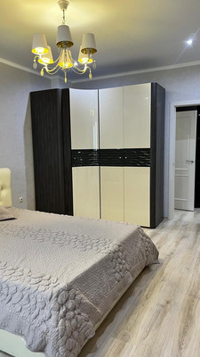 Продам двухкомнатную (2-комн.) квартиру, Октябрьская ул, 8ак1, Тихорецк г