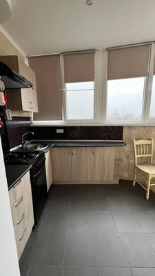 Продам двухкомнатную (2-комн.) квартиру, Октябрьская ул, 8ак1, Тихорецк г