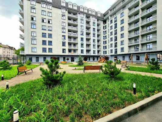 Продам трехкомнатную (3-комн.) квартиру, Биттирова ул, 123, Нальчик г