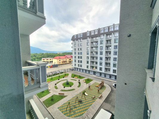 Продам трехкомнатную (3-комн.) квартиру, Биттирова ул, 123, Нальчик г