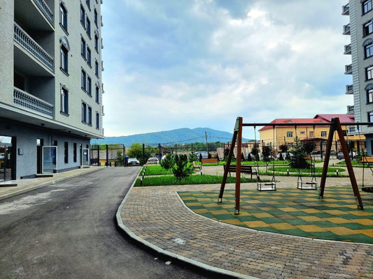 Продам трехкомнатную (3-комн.) квартиру, Биттирова ул, 123, Нальчик г