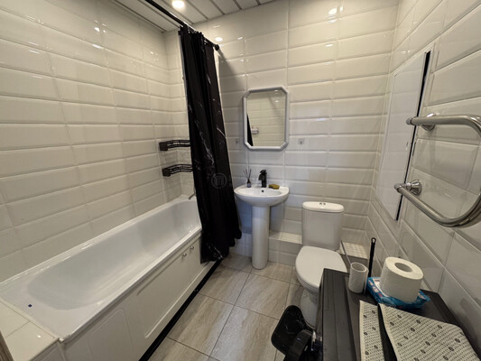 Продам однокомнатную (1-комн.) квартиру, Долгопрудная аллея, 14к1, Москва г