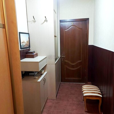 Продам двухкомнатную (2-комн.) квартиру, Будённого пр-кт, 27, Москва г