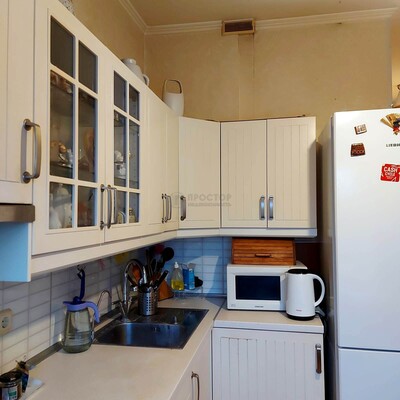 Продам двухкомнатную (2-комн.) квартиру, Будённого пр-кт, 27, Москва г