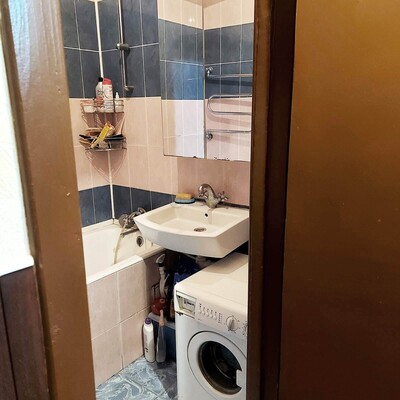 Продам двухкомнатную (2-комн.) квартиру, Будённого пр-кт, 27, Москва г