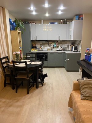 Продам двухкомнатную (2-комн.) квартиру, Варшавское ш, 141Ак2, Москва г