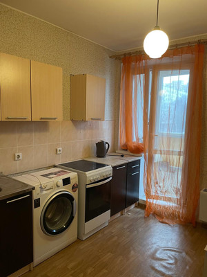 Продам однокомнатную (1-комн.) квартиру, Бутлерова ул, 14к1, Москва г