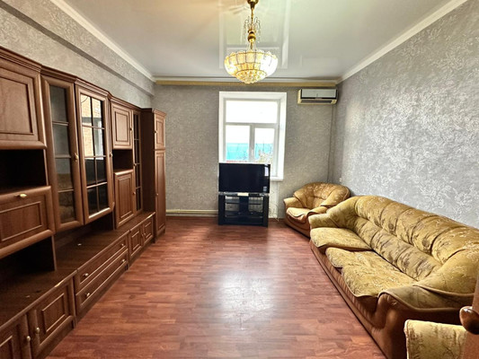 Продам двухкомнатную (2-комн.) квартиру, Мира ул, 2, Тихорецк г