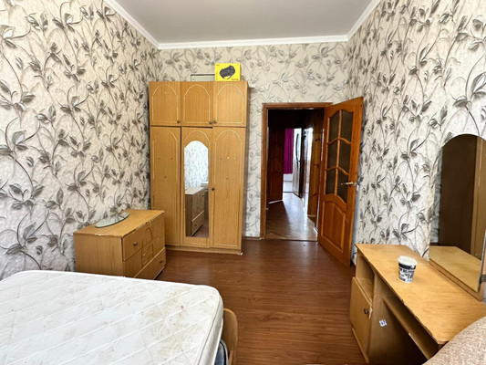 Продам двухкомнатную (2-комн.) квартиру, Мира ул, 2, Тихорецк г