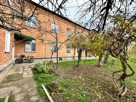 Продам двухкомнатную (2-комн.) квартиру, Мира ул, 2, Тихорецк г