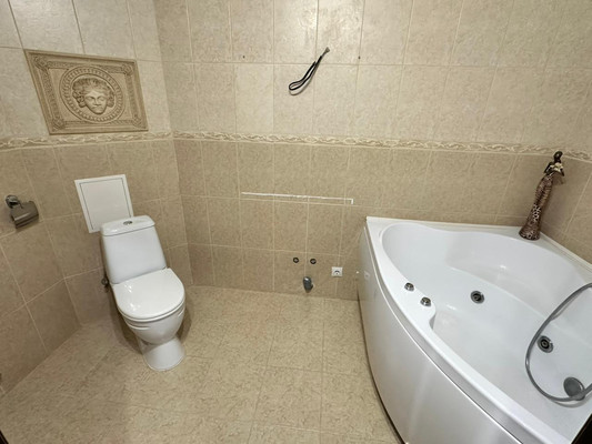 Продам двухкомнатную (2-комн.) квартиру, Октябрьская ул, 97а, Тихорецк г