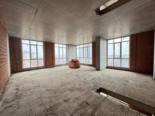 Продам двухкомнатную (2-комн.) квартиру, Атажукина ул, 125, Нальчик г