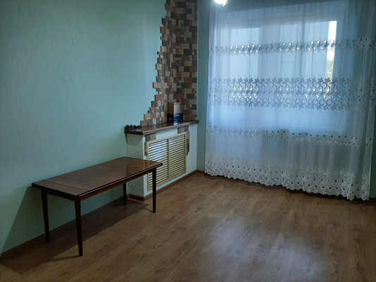 Продам трехкомнатную (3-комн.) квартиру, Октябрьская ул, 110, Тихорецк г