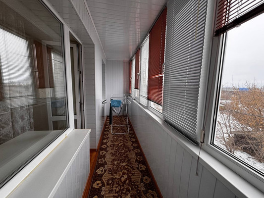 Продам трехкомнатную (3-комн.) квартиру, Красная Заря ул, 68ка, Ишим г