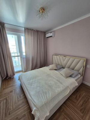 Продам двухкомнатную (2-комн.) квартиру, Куникова ул, 47Гк3, Новороссийск г