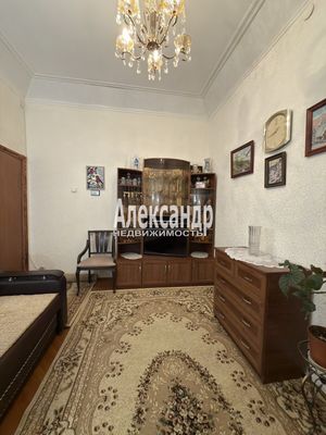 Продам трехкомнатную (3-комн.) квартиру, Большой П.С. пр-кт, 69, Санкт-Петербург г