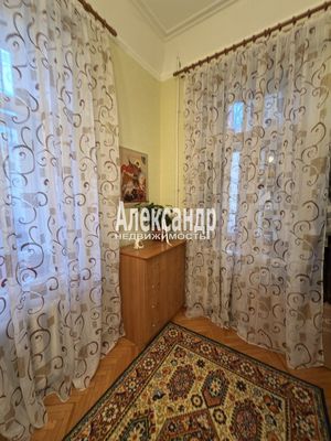 Продам трехкомнатную (3-комн.) квартиру, Большой П.С. пр-кт, 69, Санкт-Петербург г