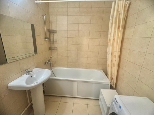 Продам однокомнатную (1-комн.) квартиру, Парашютная ул, 61к4, Санкт-Петербург г