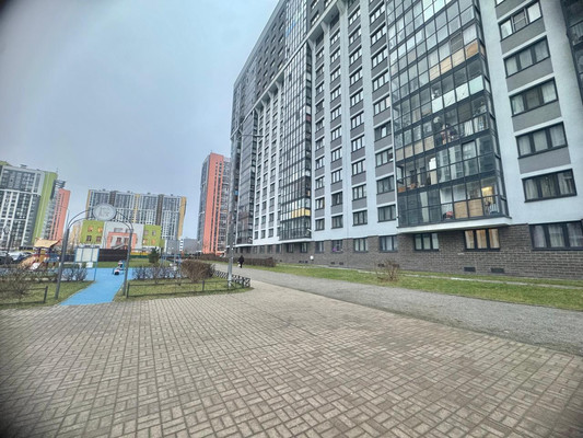 Продам однокомнатную (1-комн.) квартиру, Парашютная ул, 61к4, Санкт-Петербург г