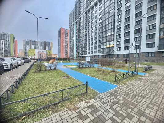 Продам однокомнатную (1-комн.) квартиру, Парашютная ул, 61к4, Санкт-Петербург г