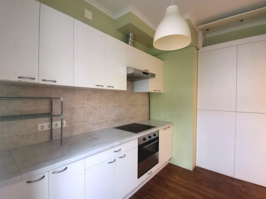 Продам трехкомнатную (3-комн.) квартиру, Театральный пр-кт, 40/73, Ростов-на-Дону г