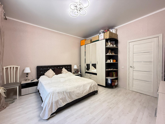 Продам двухкомнатную (2-комн.) квартиру, Хужокова ул, 145кг, Нальчик г