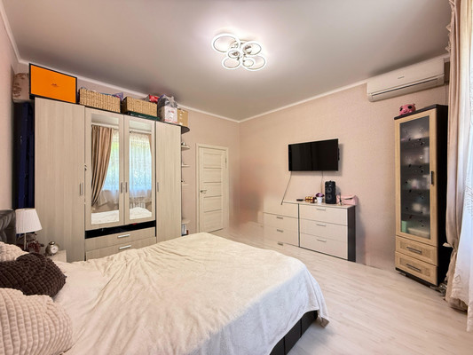 Продам двухкомнатную (2-комн.) квартиру, Хужокова ул, 145кг, Нальчик г