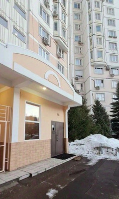 Продам трехкомнатную (3-комн.) квартиру, Братиславская ул, 8, Москва г