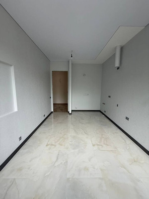 Продам однокомнатную (1-комн.) квартиру, Красных Зорь ул, 33а, Москва г