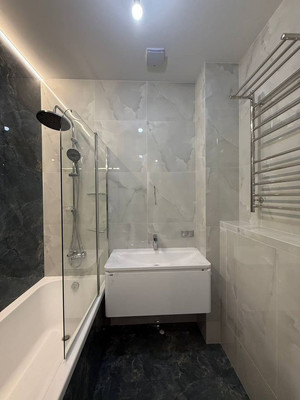 Продам однокомнатную (1-комн.) квартиру, Красных Зорь ул, 33а, Москва г