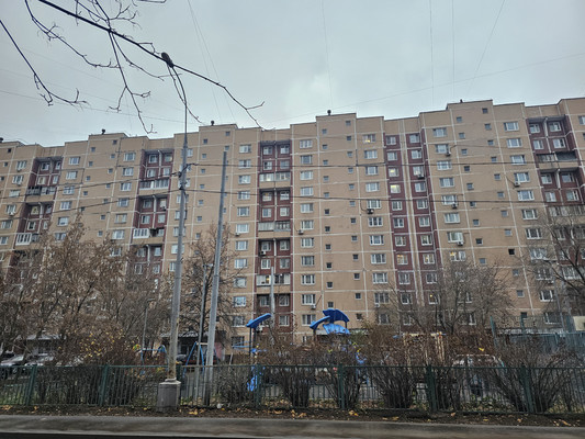 Продам однокомнатную (1-комн.) квартиру, Волжский б-р, 114Ак7, Москва г